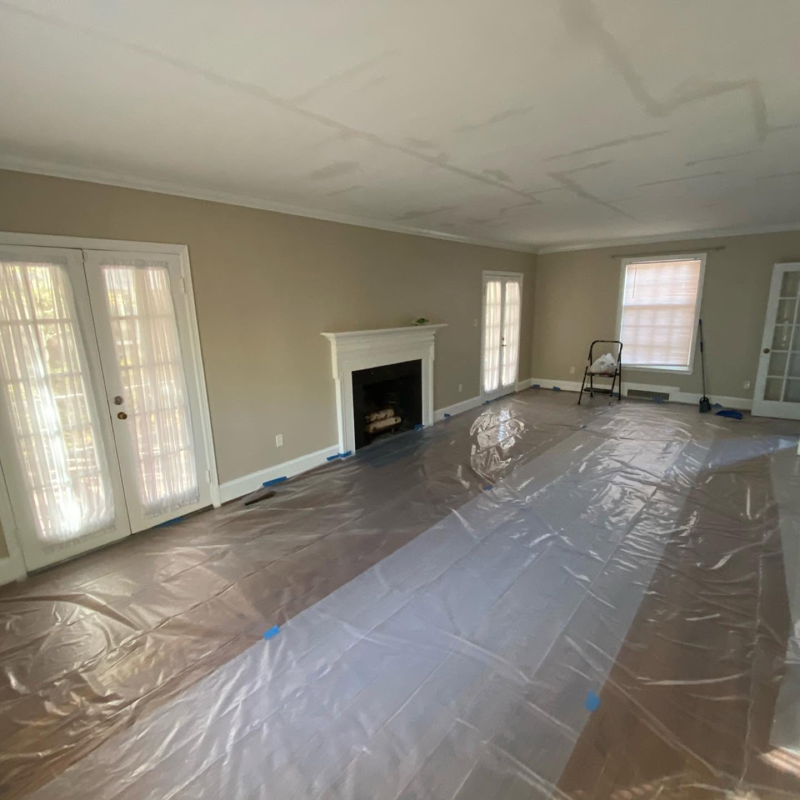 Interior Painting, Lighting Updates and Staging Assistance project photograph